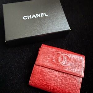 CHANEL Red Caviar Leather CC Wallet
